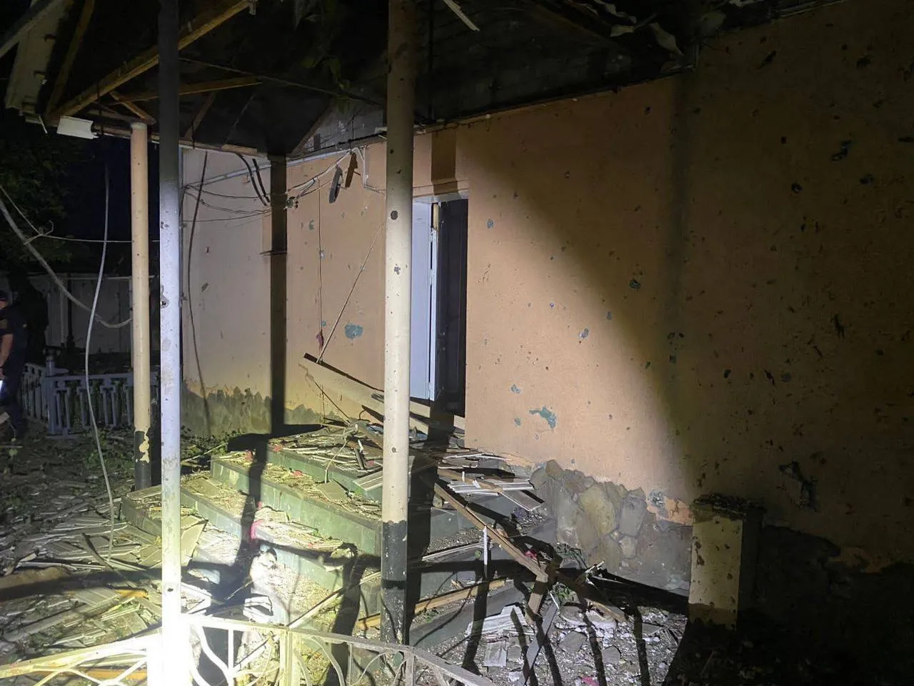     :  ,   .  dqxikeidqxidant