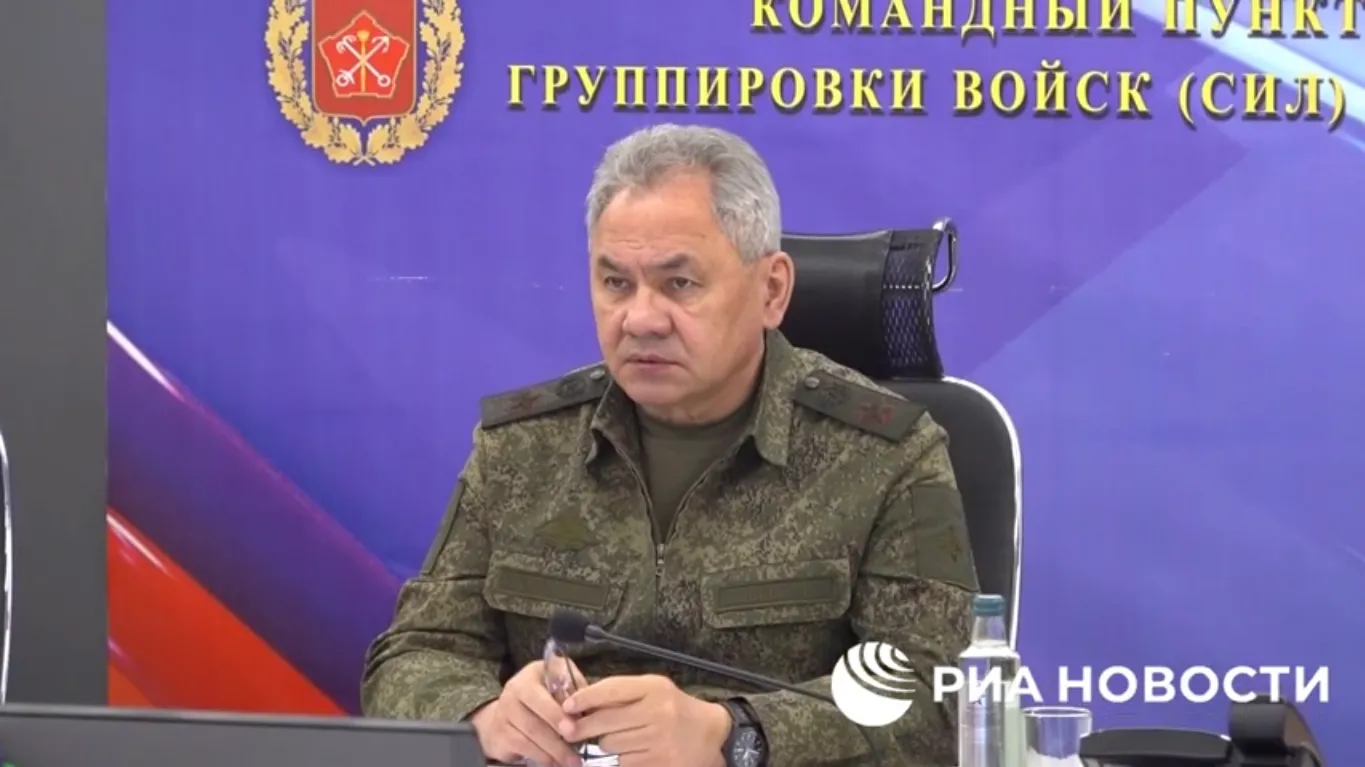 Шойгу у штабі окупантів