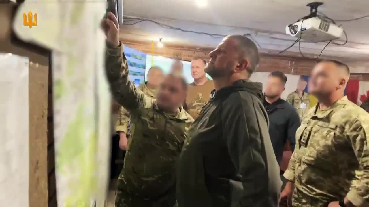 Залужный и Шаптала посетили пункты управления войск ОК dqxikeidqxitkant