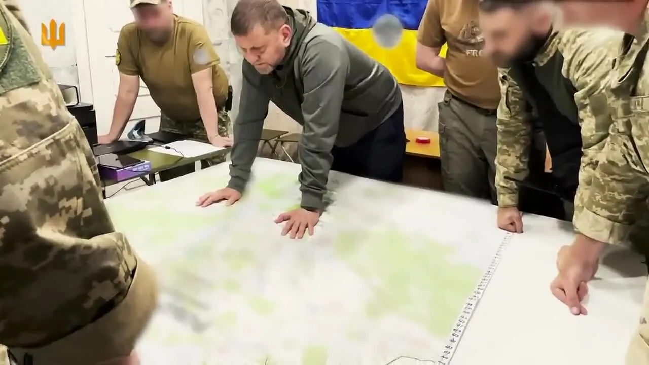 Залужный и Шаптала посетили пункты управления войск ОК