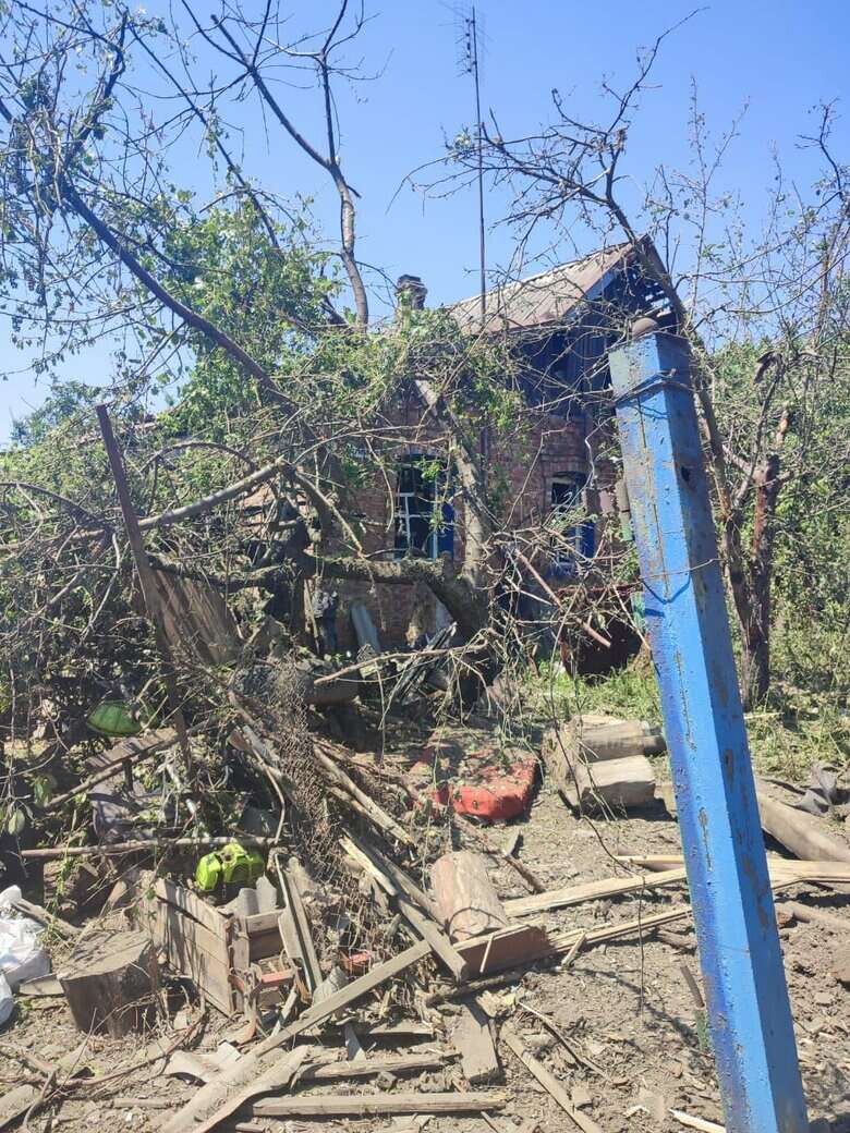 Доба на Донеччині: під ворожим вогнем перебували 9 громад, 1 людина загинула, ще 2 особи зазнали поранень, - ОВА 02