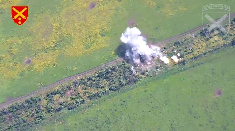 HIMARS відпрацював із хірургічною точністю: у ЗСУ показали ефектні кадри знищення техніки ворога. Відео dqxikeidqxiqqeant