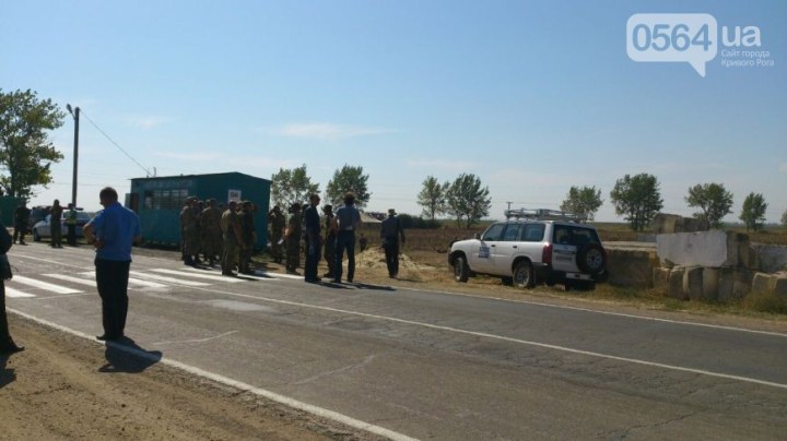 image-90e289f3dbb9e3acc3a1d851a9aaffd489193420db2f78e39937ec1fc431dfb3-V