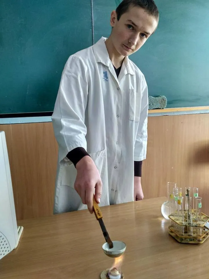 Побрався за місяць до смерті: на війні загинув 22-річний герой Роман