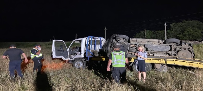Двоє загиблих унаслідок зіткнення локомотива та евакуатора: поліцейські розслідують обставини ДТП у Білгород-Дністровському районі Двоє загиблих унаслідок зіткнення локомотива та евакуатора: поліцейські розслідують обставини ДТП у Білгород-Дністровському районі dqxikeidqxitkant
