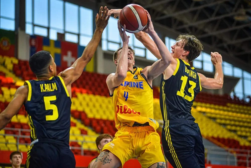 Украина стала третьей на Евробаскете U-20