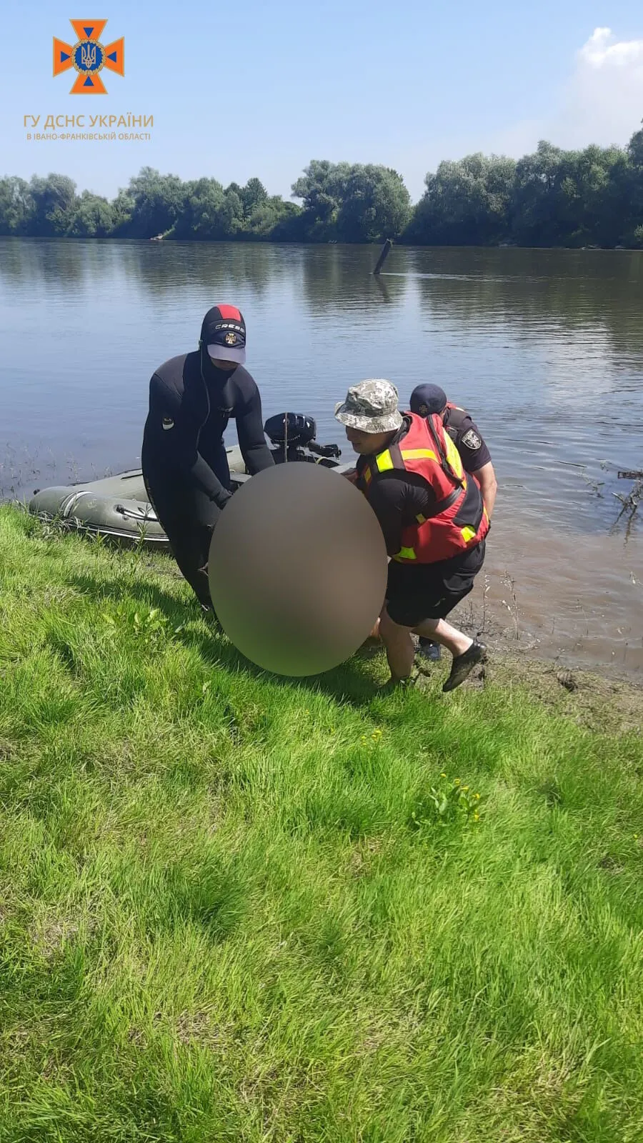 В Ивано-Франковской области нашли мертвой 13-летнюю девочку, которая упала в Днестр: детали трагедии. Фото