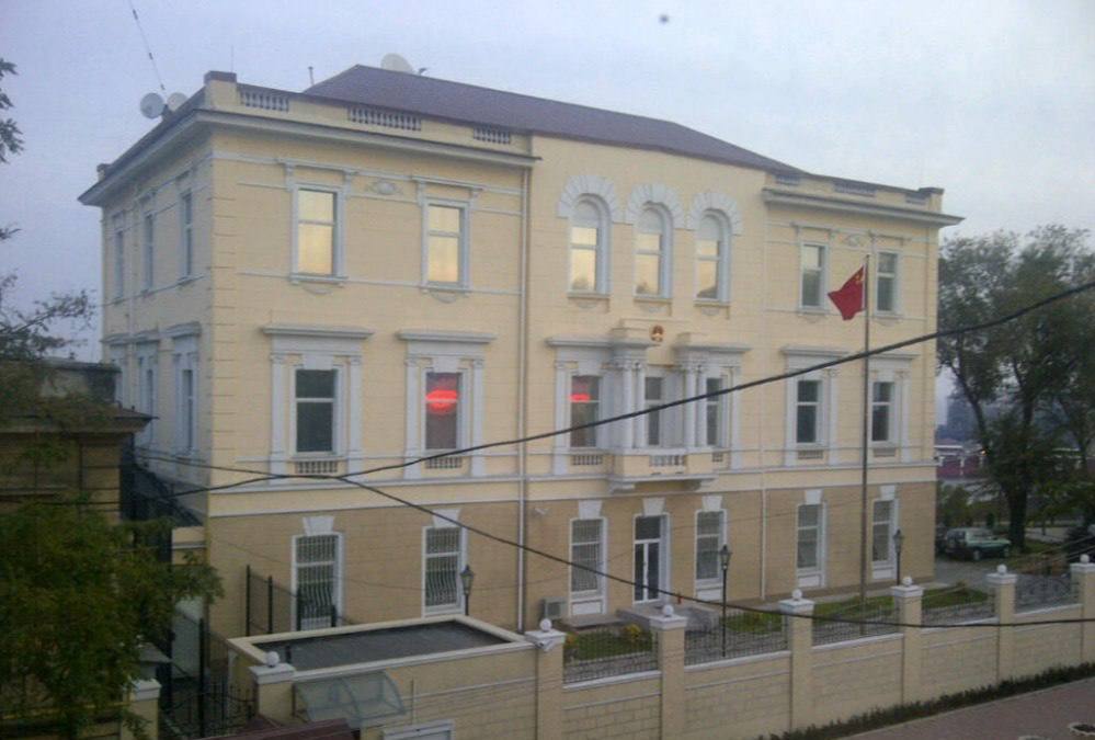 В Одессе в результате ракетного удара РФ пострадало консульство Китая dqxikeidqxitkant