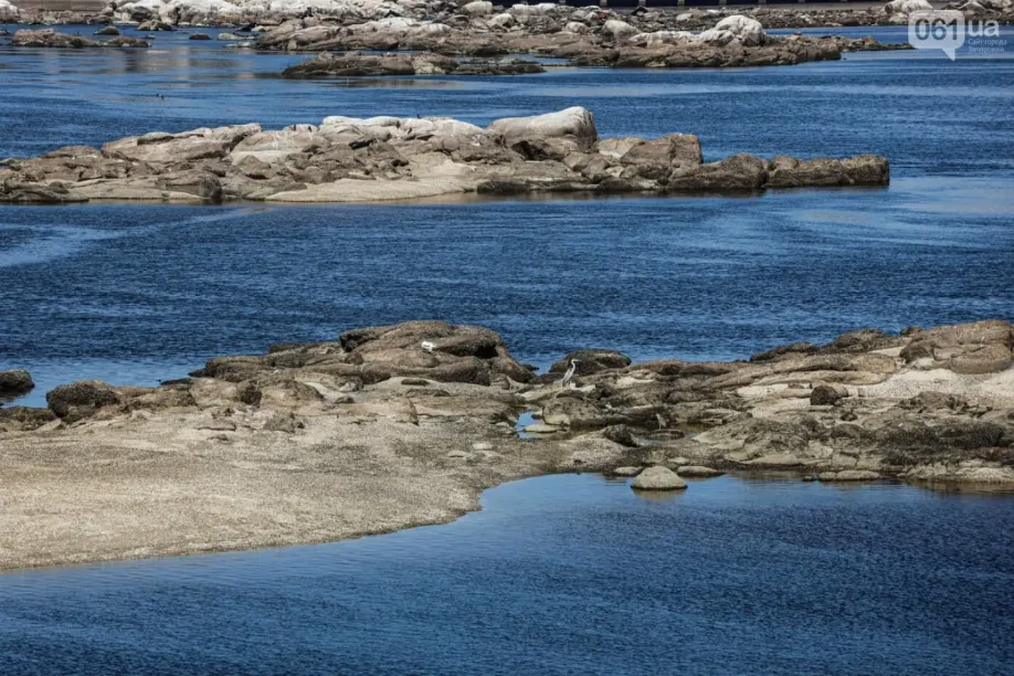 Як виглядало русло на початку цього місяця