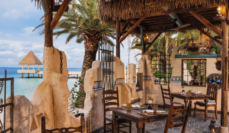 Слугу народу Арістова, який відповідає за нацбезпеку, помітили у готелі на Мальдівах, - ЗМІ 01 Слугу народу Арістова, який відповідає за нацбезпеку, помітили у готелі на Мальдівах, - ЗМІ 01 dqxikeidqxitkant