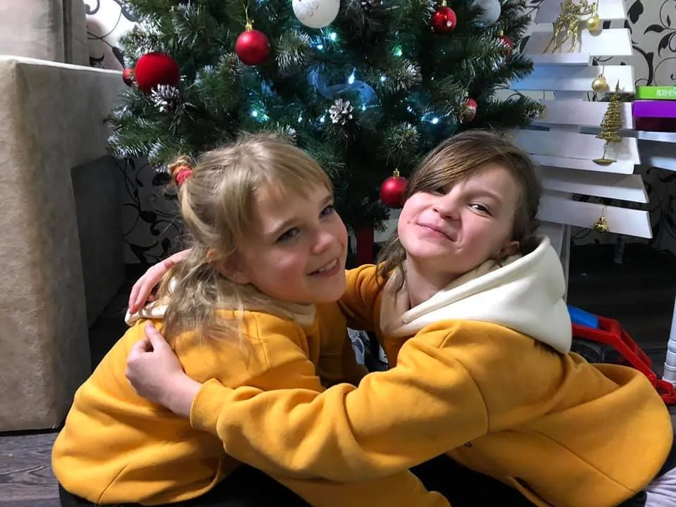 В Константиновке россияне убили двоих детей во время отдыха у озера: что известно о погибших