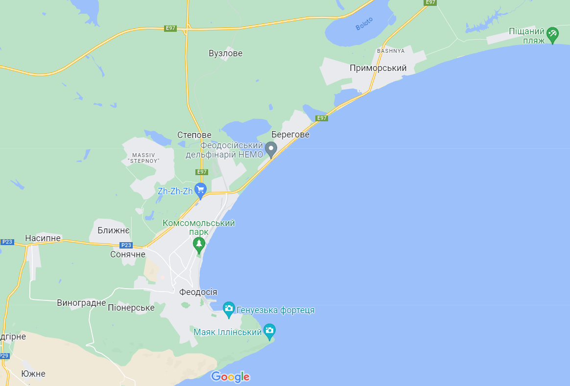 В окупованій Феодосії прогриміли вибухи, повідомляють про дрони і роботу ППО dqxikeidqxiqqeant