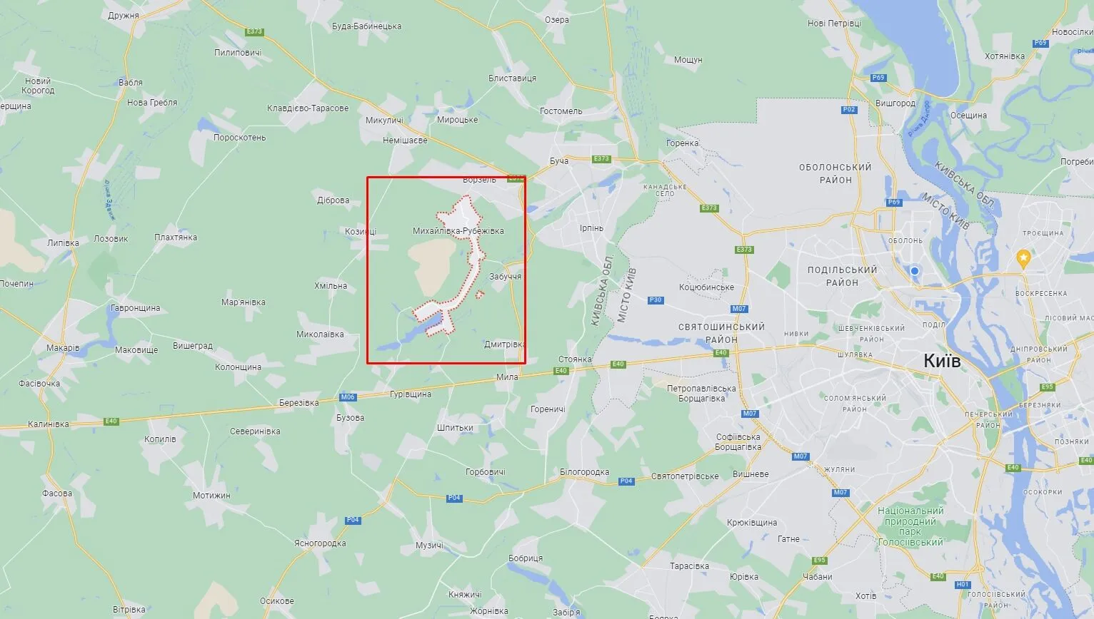 На Киевщине припаркованную легковушку, которую протаранил BMW, отбросило на пешеходов: есть пострадавшие. Фото dqxikeidqxiqqeant