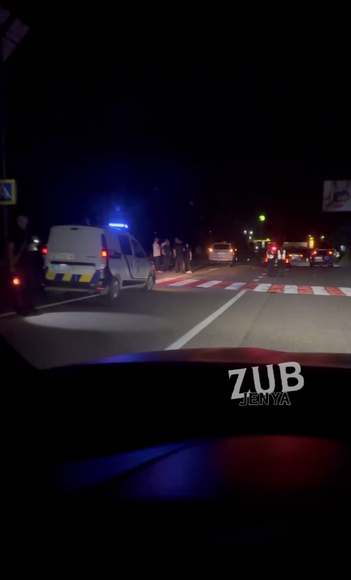 В пригороде Харькова полицейский насмерть сбил ребенка на пешеходном переходе – СМИ