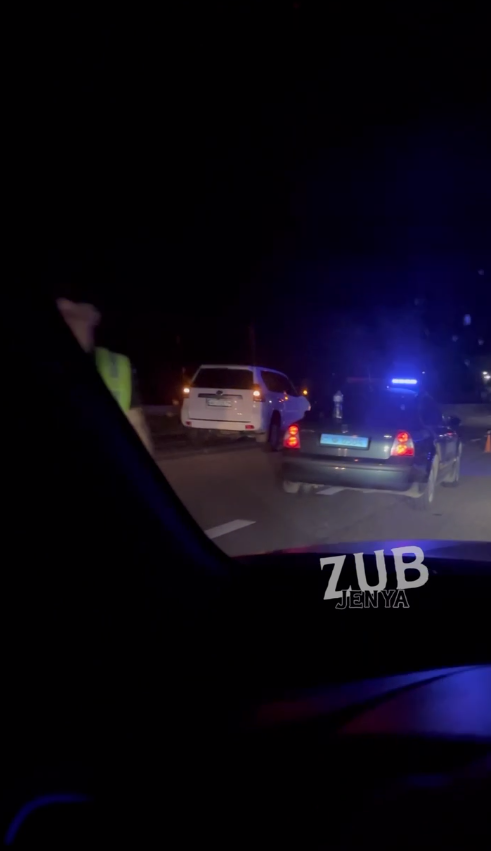 В пригороде Харькова полицейский насмерть сбил ребенка на пешеходном переходе – СМИ