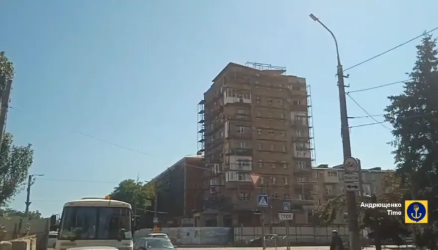 Рынок вырезали на металлолом: как выглядит Центральный район оккупированного Россией Мариуполя. Видео dqxikeidqxiqqeant