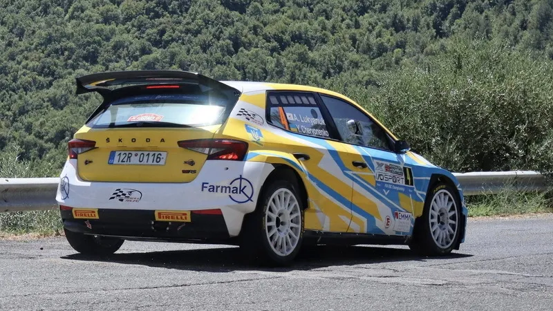 Червоненко, відомий антиукраїнською позицією, взяв участь у ралі в Італії із напарником росіянином. Фото