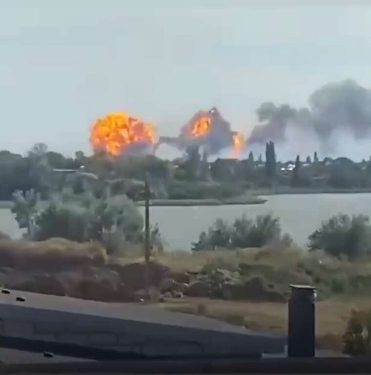 Окупанти поскаржилися на атаку на аеродром у Новофедорівці: де розташований і чим удари по ньому допоможуть ЗСУ. Карта dqxikeidqxiqqeant