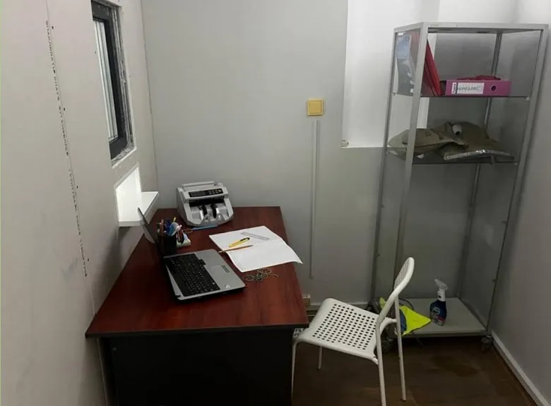 В центре Киева рецидивист организовал работу фейкового обменника: