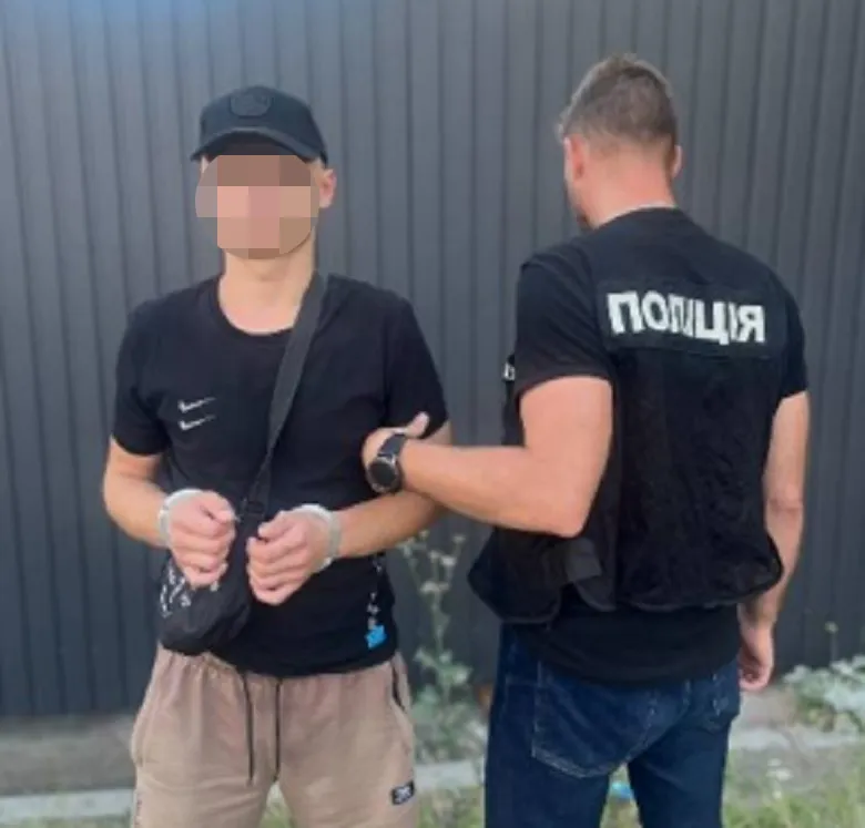 В центре Киева рецидивист организовал работу фейкового обменника: