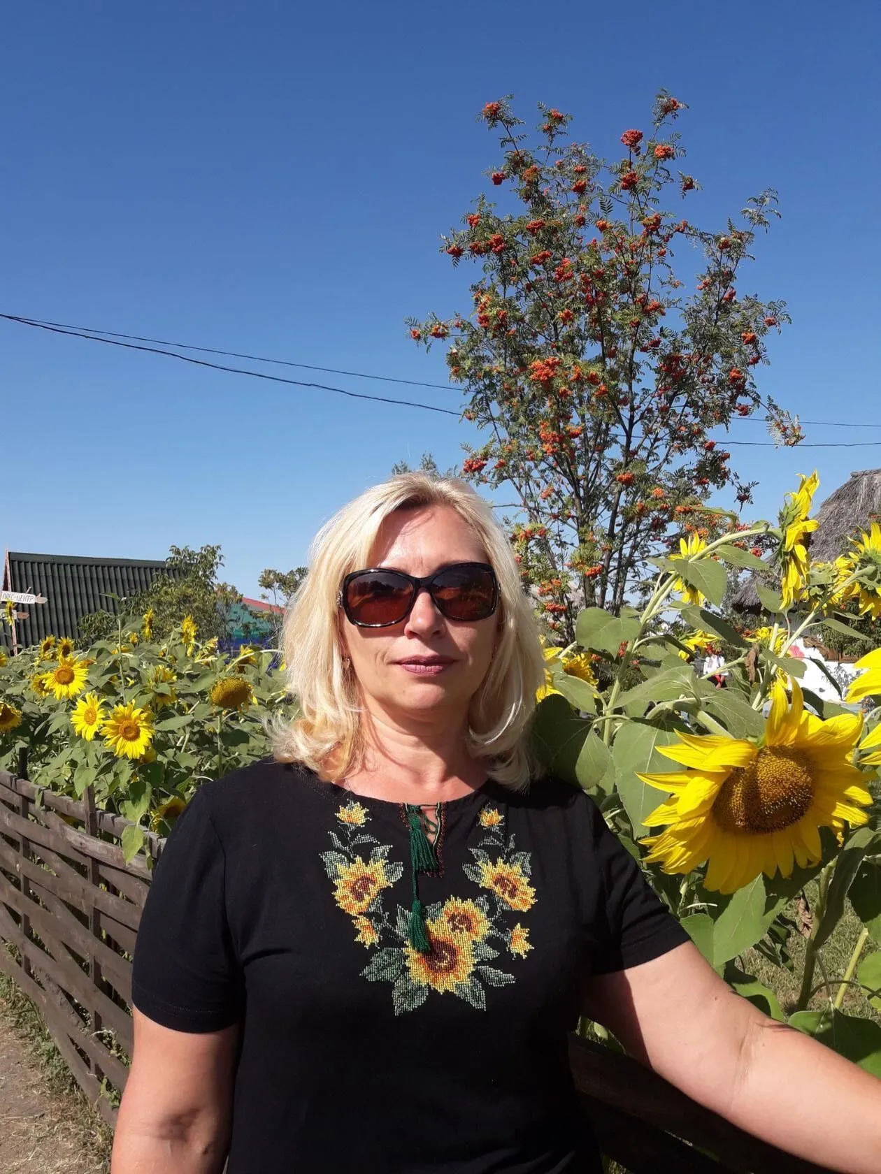 Росіяни на Сумщині зруйнували школу та вбили директора і трьох вчителів: що відомо про загиблих dqxikeidqxiqqeant