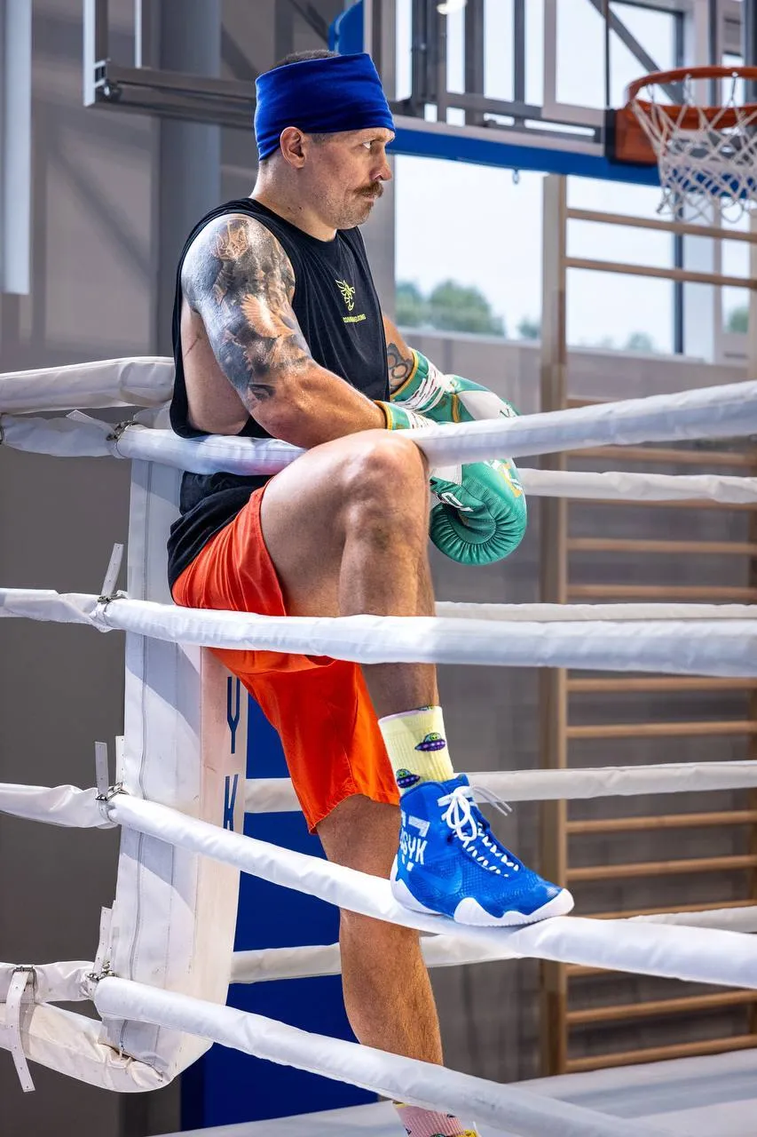 Джошуа зробив