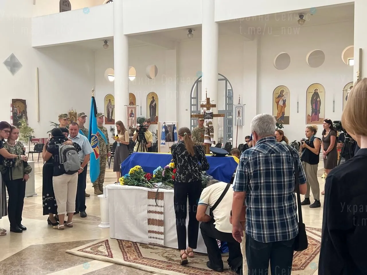 У Києві почалося прощання з льотчиком