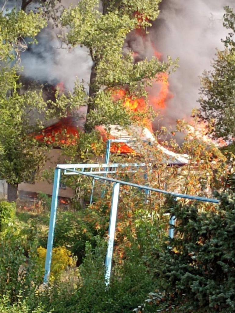 Зранку окупанти обстріляли лікарню в Авдіївці 01 dqxikeidqxitkant