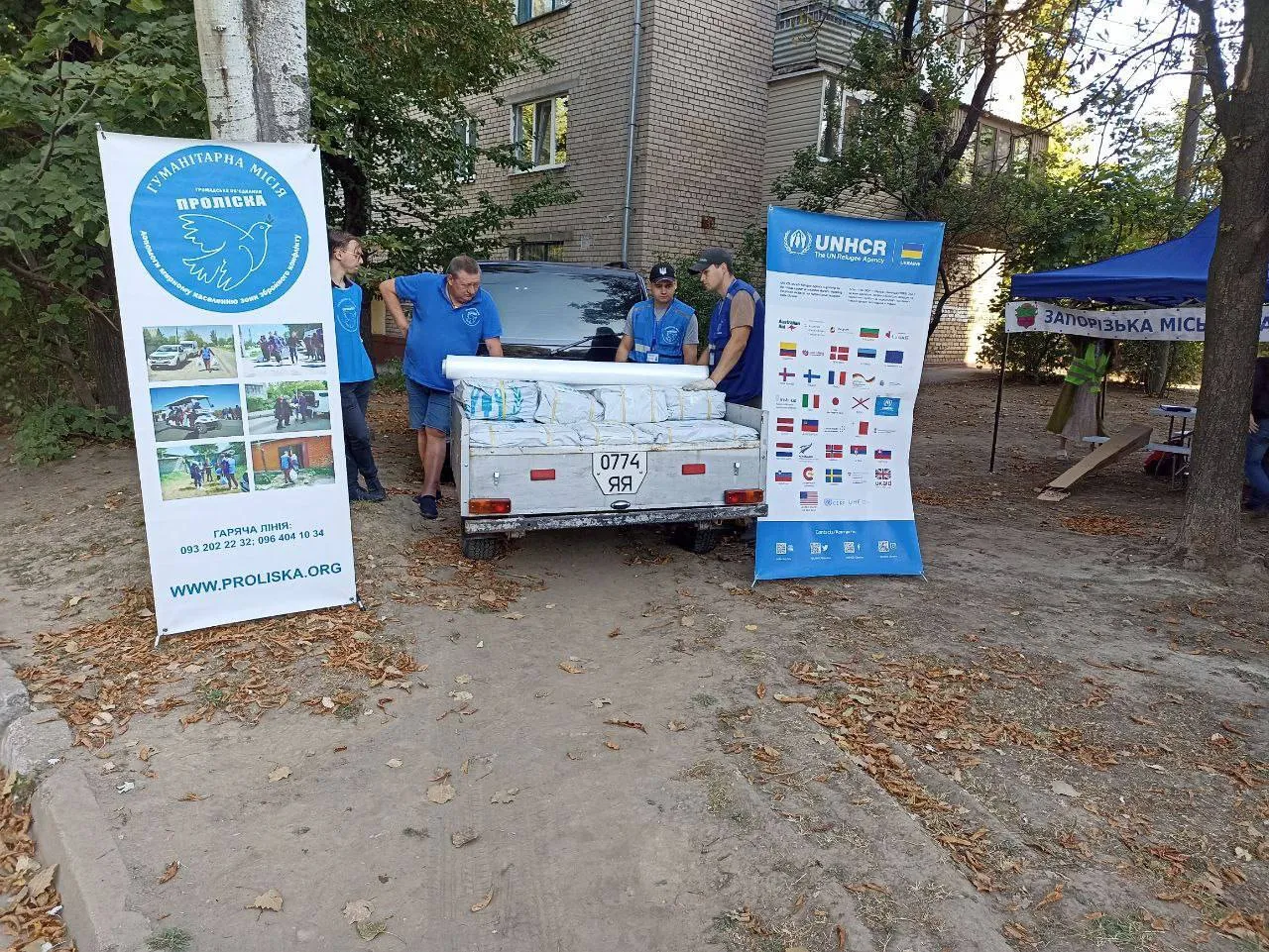 Росія обстріляла Запоріжжя ракетами: пошкоджено об’єкти інфраструктури, вибито вікна у 42 багатоповерхівках. Фото