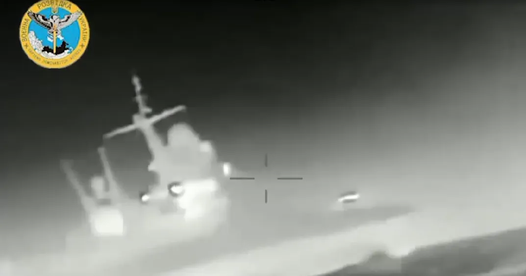 Атака ГУР на російський катер dqxikeidqxiqqeant