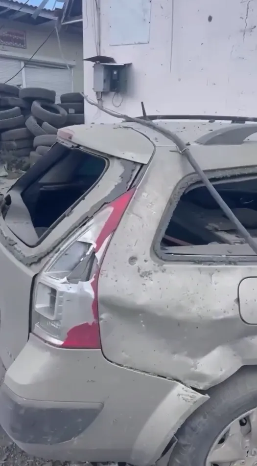 Окупант показав результат прильоту авіабомб JDAM по розташуванню військових РФ у Світлодарську. Відео dqxikeidqxiqqeant