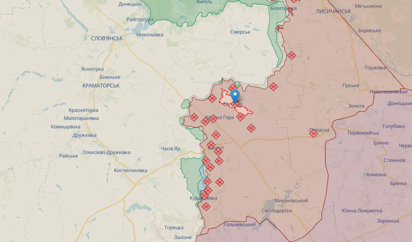 Мінус чотири авто і два бліндажі ворога: аеророзвідники влаштували окупантам dqxikeidqxitkant