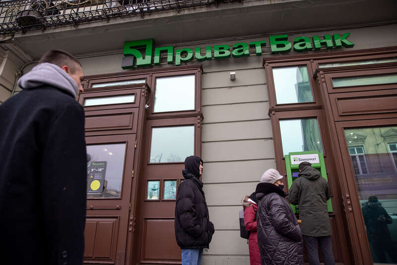 Осінь олігарха. Як Коломойський втратив владу і опинився на лаві підсудних dqxikeidqxitkant