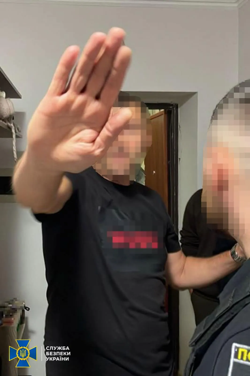 СБУ викрила протиправну схему виїзду за кордон ухилянтів під виглядом багатодітних батьків