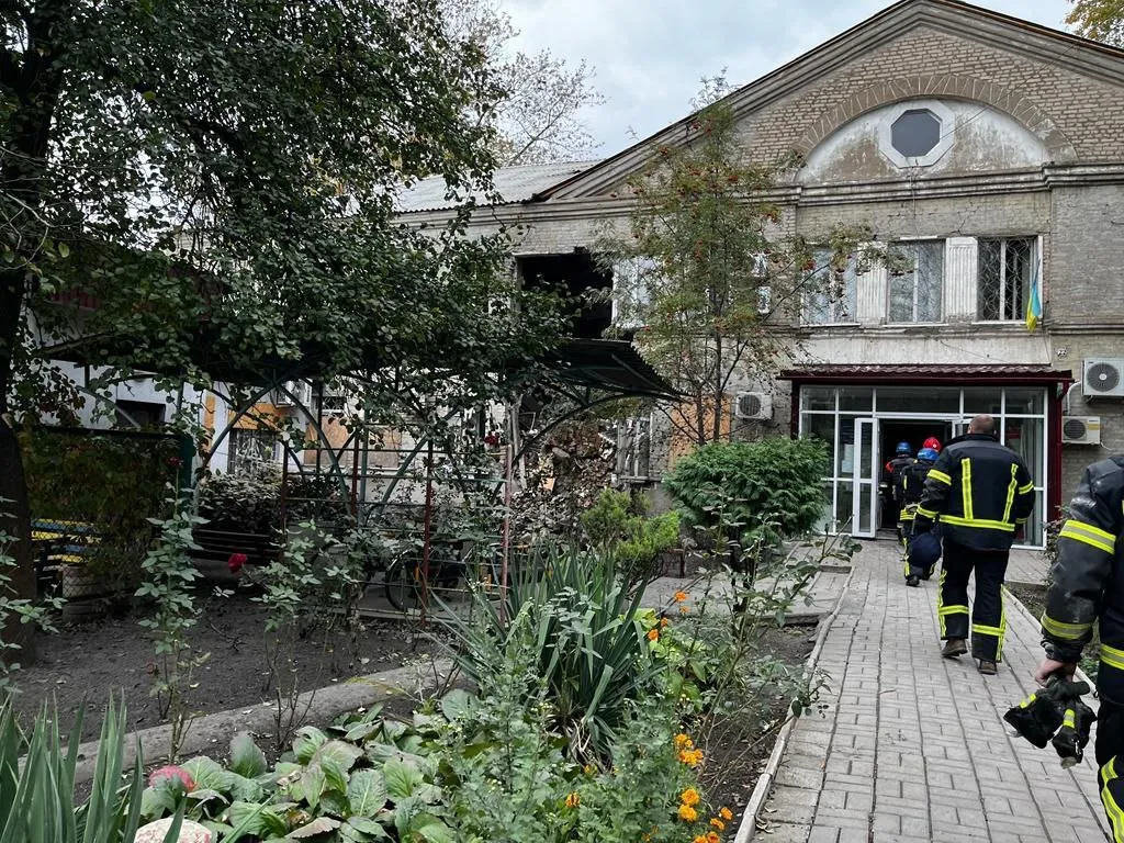 Окупанти завдали удару по Покровську на Донеччині: одна людина загинула, 14 поранені. Фото