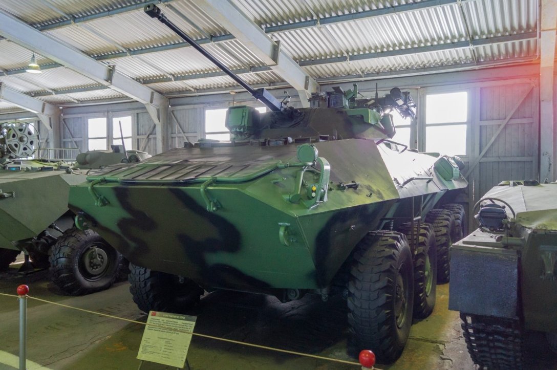 музейний бтр-90 dqxikeidqxitkant