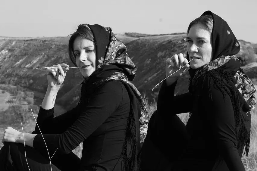 Дочка пропагандиста Машкова виклала в мережу спільні фото з сестрою Зеленською dqxikeidqxiqqeant