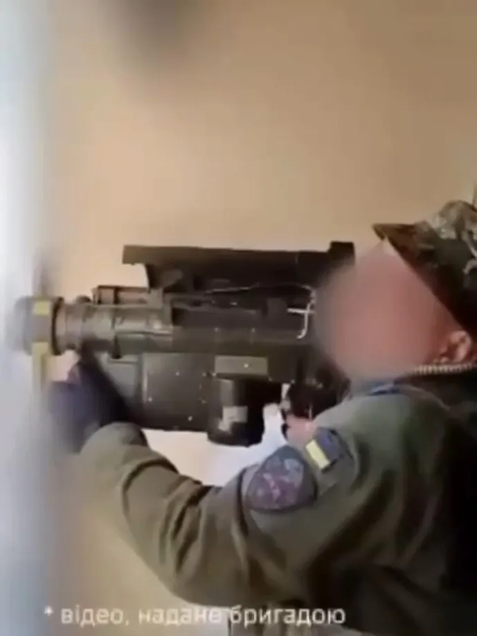 Точно в ціль: з’явилося відео збиття українськими військовими Су-25 окупантів під Авдіївкою dqxikeidqxitkant