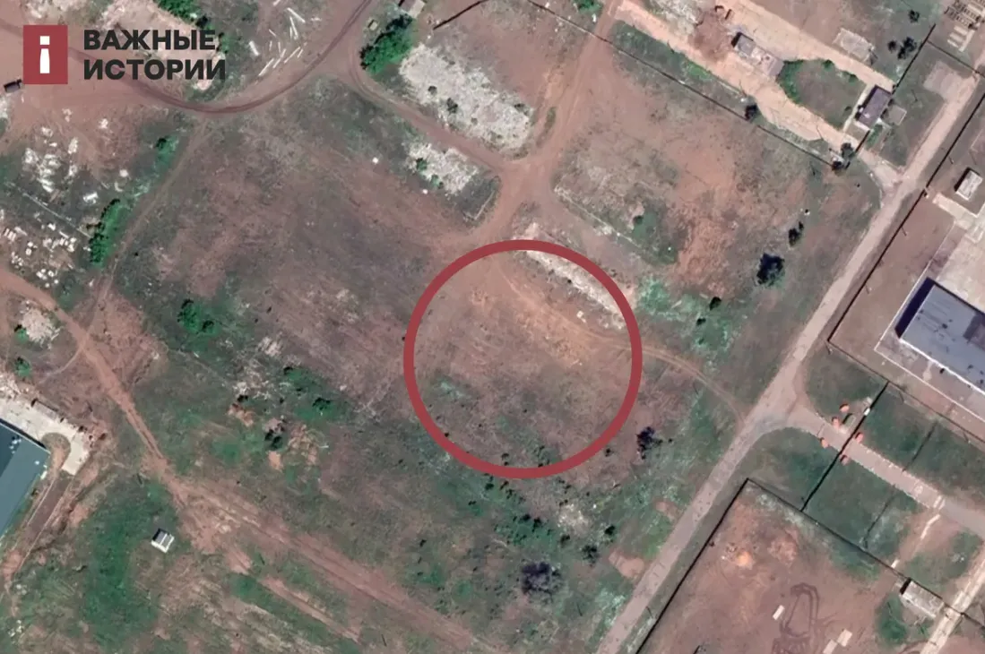 Били, кидали в ями і закривали: ЗМІ розповіли про російські катівні для