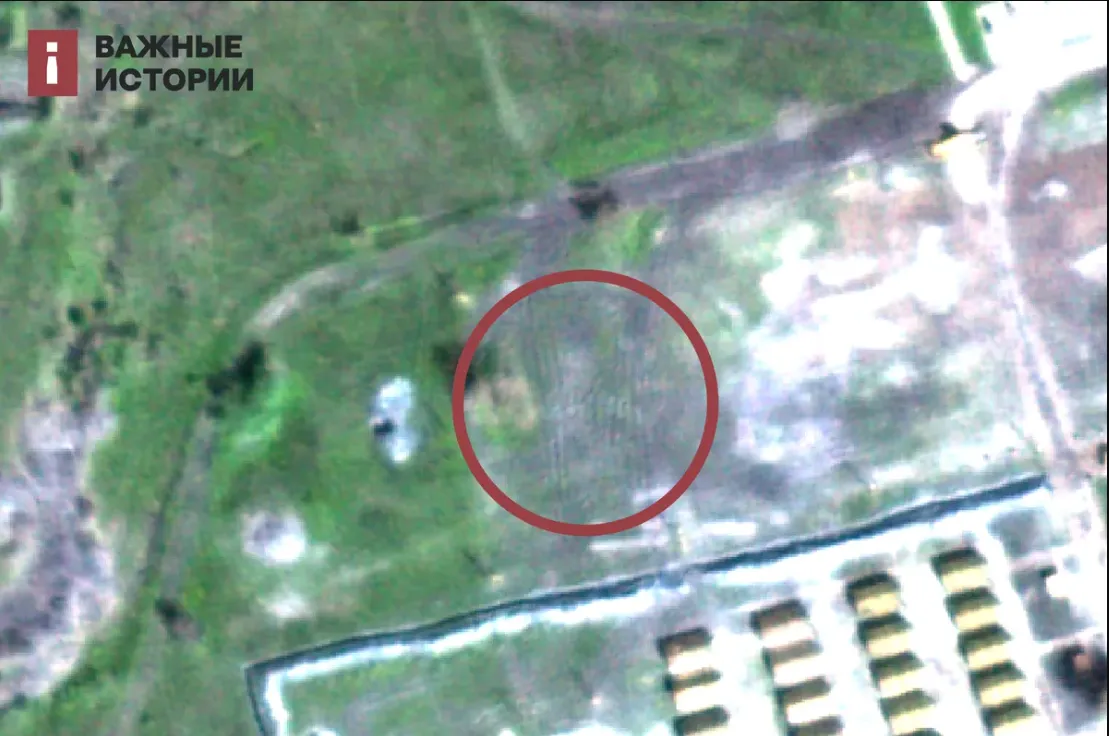 Били, кидали в ями і закривали: ЗМІ розповіли про російські катівні для