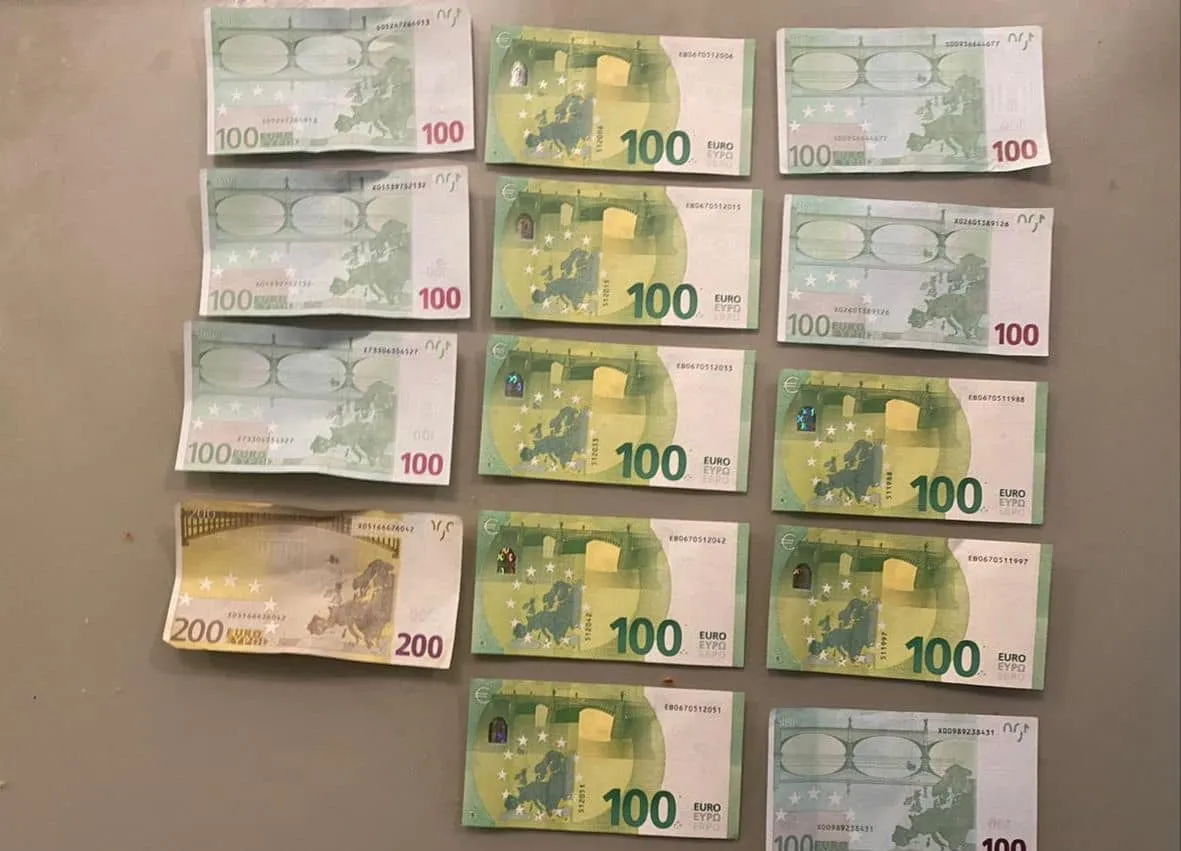 У Києві затримали громадянина Іспанії, який продавав кокаїн у столиці: посилки з