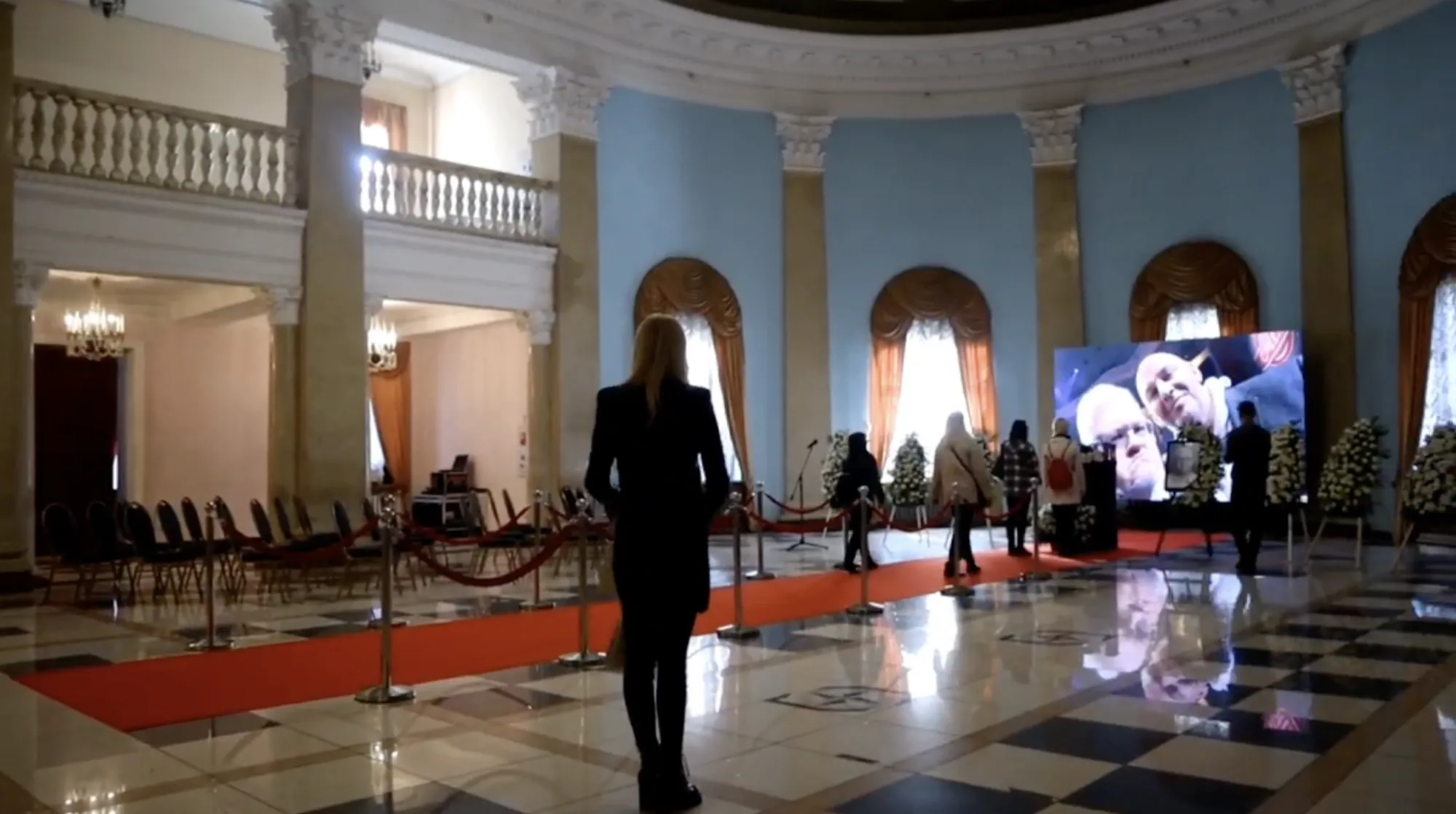 У Києві прощаються з шоуменом Сергієм Сивохом. Фото і відео