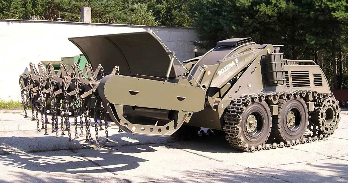 Словакия передаст Украине две машины разминирования Bozena IV: когда они усилят ВСУ. Фото dqxikeidqxiqqeant