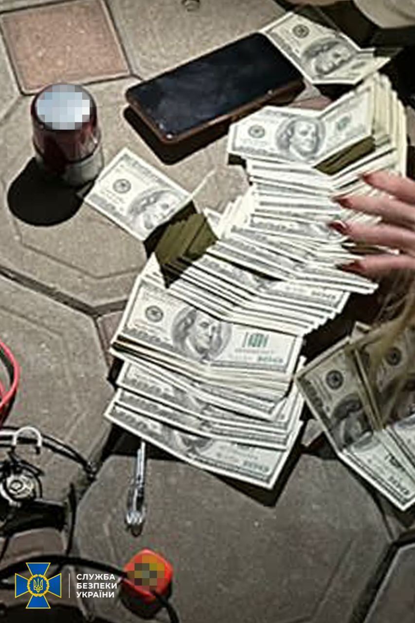 СБУ затримала в Одесі директора кадрової агенції, який переправляв ухилянтів до ЄС. Фото