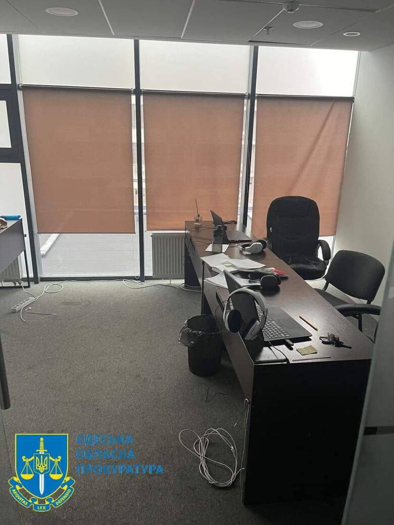 Действовали под видом работников инвесткомпании: в Одессе разоблачен мошеннический колл-центр с ежемесячным заработком до $200 тыс. 08