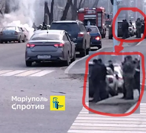 В окупованому Маріуполі палає авто: партизани зробили цікавий натяк. Фото