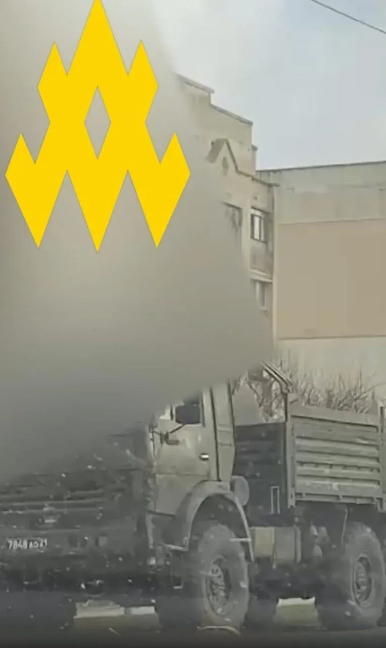 Вантажівки окупантів