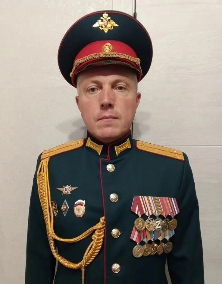 -   :       dqxikeidqxitkant