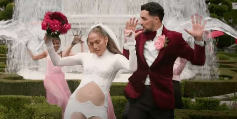 Дженніфер Лопес засвітила сукню від українського бренду у новому кліпі (відео) dqxikeidqxiqqeant