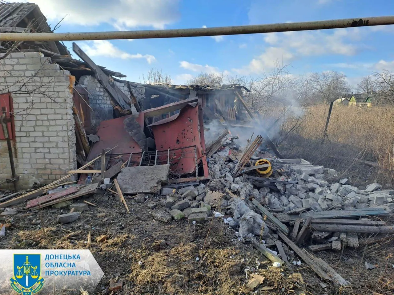 Війська РФ обстріляли пункт видачі хліба і води у Часовому Яру: є жертва і поранені. Фото